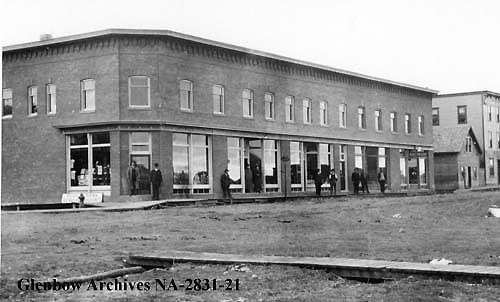 Business block, Athabasca Landing, Alberta.  1914.