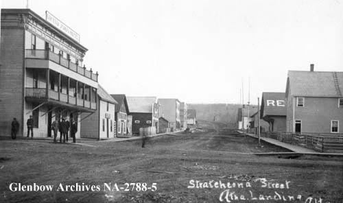 Strathcona Street, Athabasca Landing. (Before 1913)