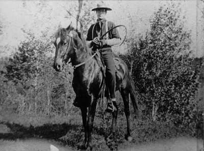 Raynor Whitely on horseback, 1908
